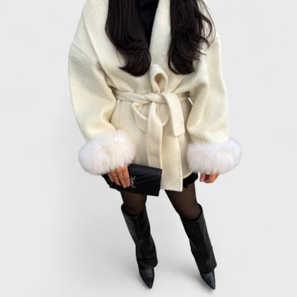 Woolcat – Elegant coat with faux-fur details